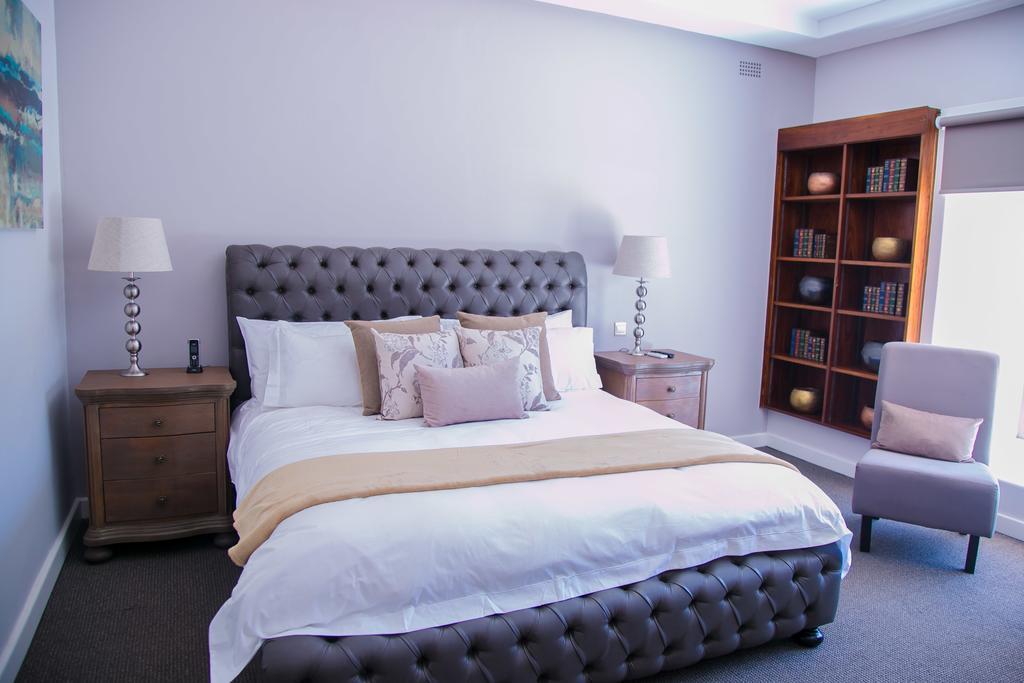 Jacaranda Hotel Harare Buitenkant foto